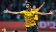 Imagem de Henrique Araújo estreia-se a marcar na Liga dos Campeões em goleada encarnada