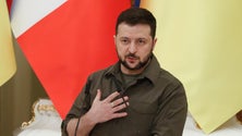 Imagem de Zelensky recorda a luta contra o nazismo e chama «louco» a Putin