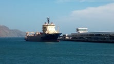 Imagem de Navio que vai ligar o cabo submarino já chegou ao Funchal