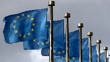 Imagem de UE admite novo pacote de sanções financeira «nos próximos dias»