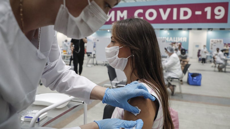 Imagem de Dose adicional da vacina para imunosuprimidos com mais de 16 anos