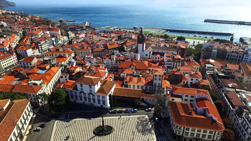Imagem de Madeira contrai empréstimo de 355 milhões de euros