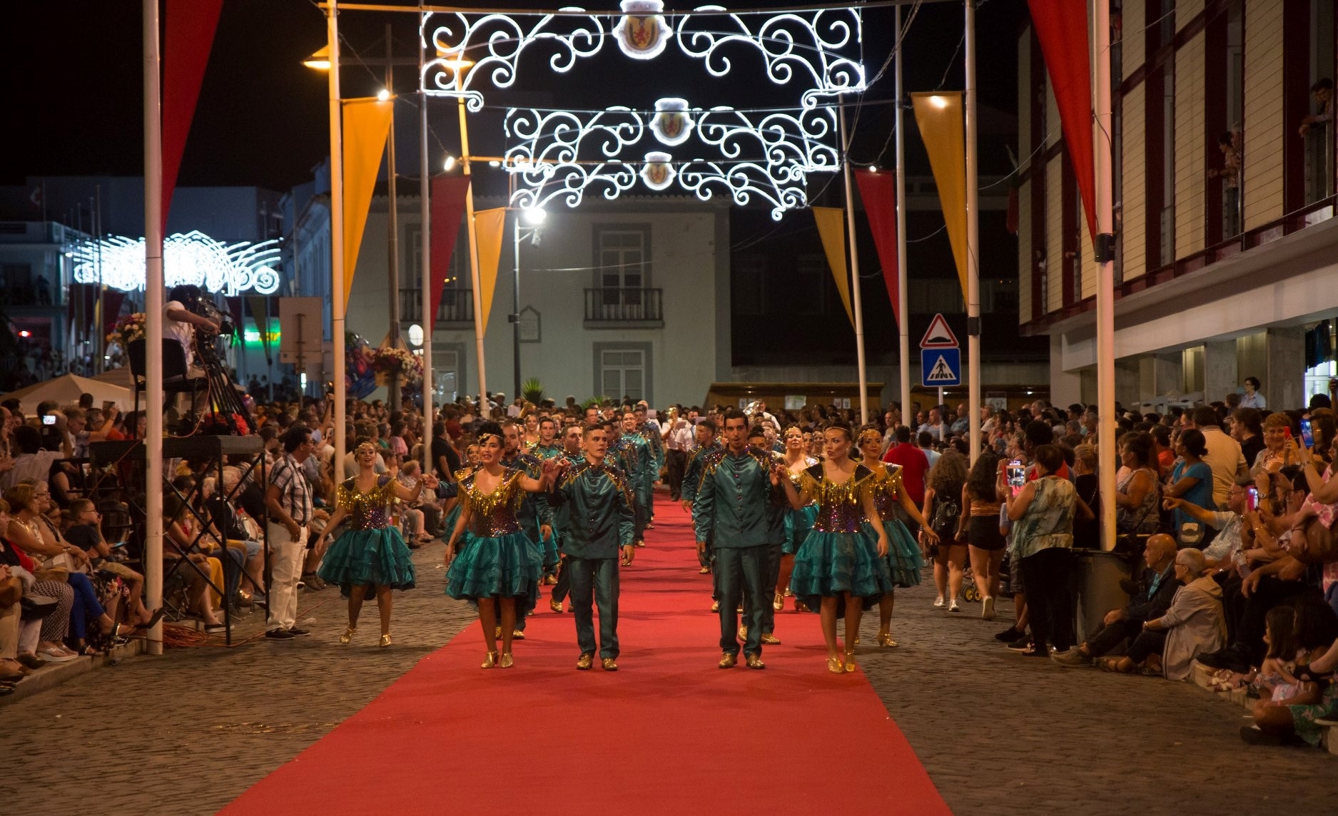 Praia da Vitória preparase para as festas (Vídeo) Local RTP Açores