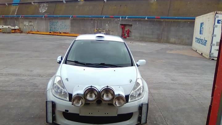 Imagem de Dinarte Baptista regressa aos ralis madeirenses agora com o Renault Clio R3