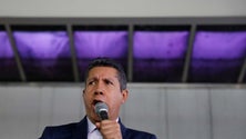 Imagem de Henri Falcon concorre contra Maduro nas presidenciais