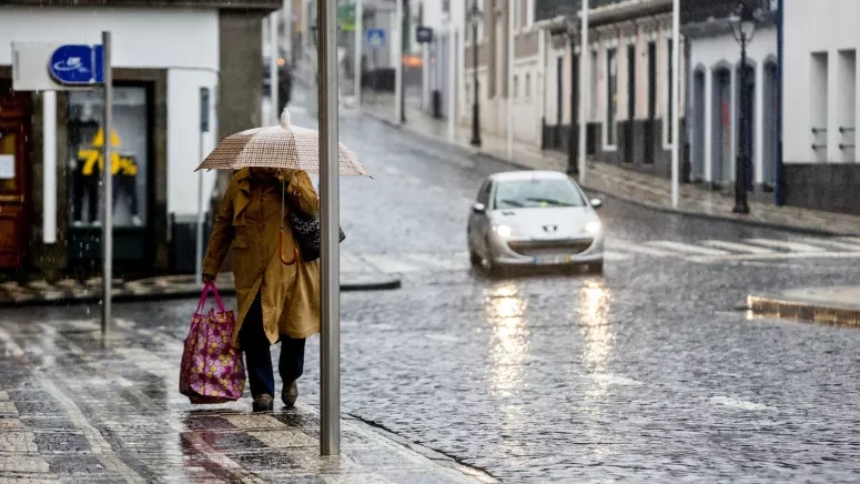 Depressão gera chuva forte e trovoada nos Açores