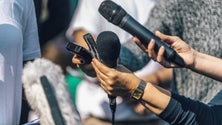 Imagem de Tribunal absolve jornalistas acusados de violação do segredo de justiça