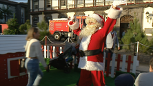 Aldeia Natal no Largo do Colégio (vídeo)