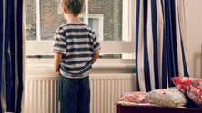 Imagem de Covid: Pais alertam que alunos não podem ficar sozinhos se escolas fecharem