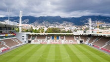 Imagem de Relvado do Marítimo interdito a jogos