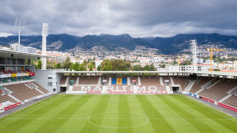 Imagem de Relvado do Marítimo interdito a jogos