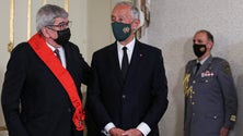 Imagem de Marcelo condecora Ferro Rodrigues com grã-cruz da Ordem Militar de Cristo