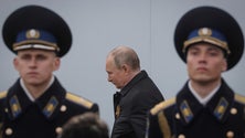 Imagem de Rússia diz que negociações continuam mas à distância