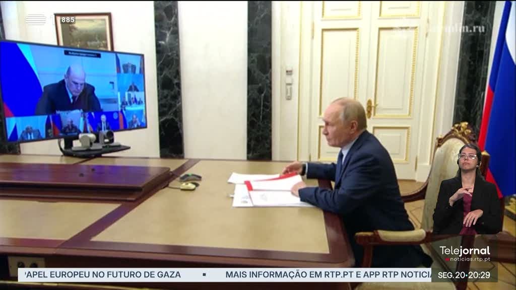 Guerra na Ucrânia. Trump admite cedência à Rússia de parte do Donbass