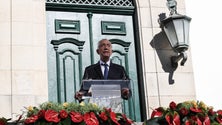 Imagem de Marcelo em ambiente de festa quis deixar sinal de esperança em Ovar
