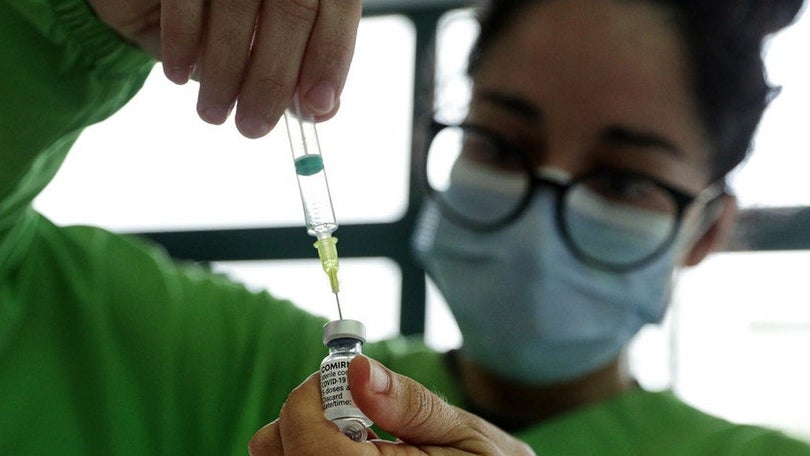Açores mantêm «esforço» até atingirem 85% da população vacinada