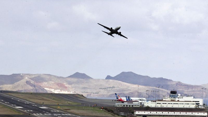 Vento condiciona operação no aeroporto