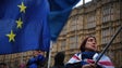 Imagem de Brexit. Parlamento britânico rejeita saída sem acordo