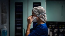 Imagem de Covid-19: Portugal com mais 24 mortos e 3.960 casos
