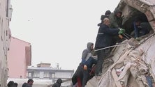 Imagem de Parlamento aprova voto sobre sismo (Vídeo)