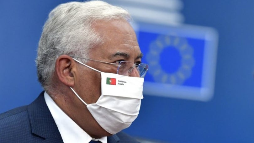 Imagem de Covid-19: Primeiro-ministro pede aos portugueses que usem máscaras nacionais reutilizáveis