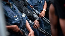 Imagem de Criminalidade e falta de ligações diretas a Portugal afligem madeirenses na África do Sul