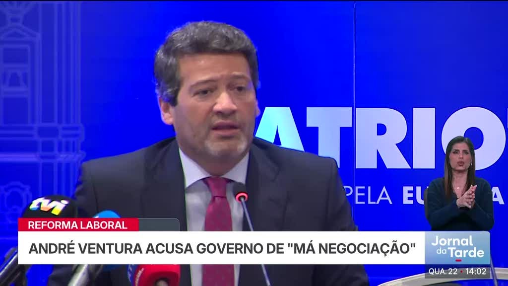 Reforma laboral. Ventura acusa Governo de 