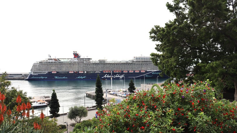 Porto do Funchal recebe hoje o Mein Schiff 1, um dos navios da rota da CAI