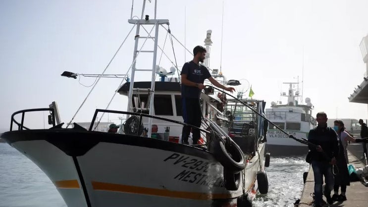 Imagem de Governo estuda apoios às pescas devido a aumento dos combustíveis
