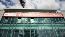 Imagem de Professores do 1.º ciclo exigem carga horária igual aos restantes colegas