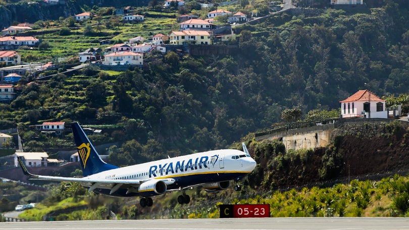 Voos controlados pela NAV caíram 6,2% no continente e Madeira e subiram 1,6% nos Açores em julho