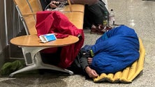 Imagem de Ainda há passageiros desesperados no aeroporto (vídeo)