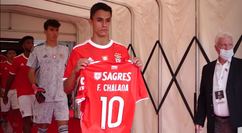Chalana homenageado na derrota do Nacional frente ao Benfica