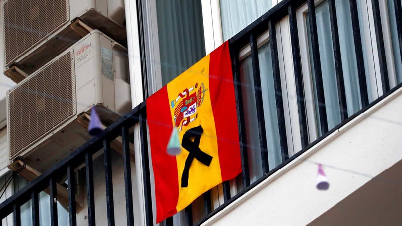 Imagem de Covid-19: Espanha tem ligeiro aumento diário de mortes para 184