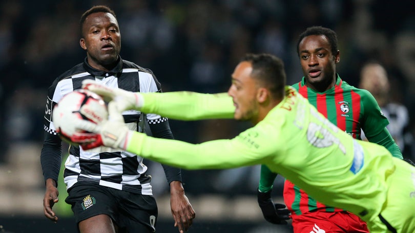 Imagem de Marítimo ultrapassa Boavista ao vencer no Bessa