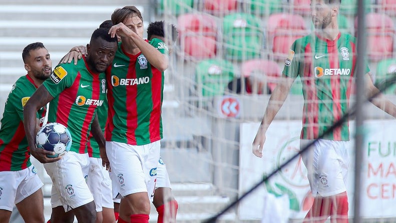 Marítimo vence «dérbi das ilhas» com goleada