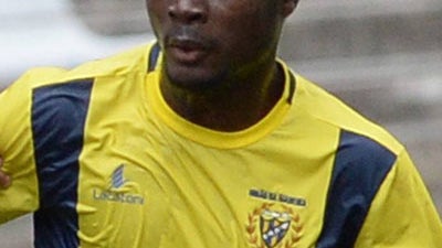 Imagem de União empresta Sylla ao Famalicão e negoceia Ciss