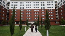 Imagem de Governo aprova lei para `permanência vitalícia` de moradores numa habitação