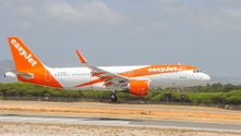 Imagem de Piloto sente-se mal e aterra de emergência em Faro