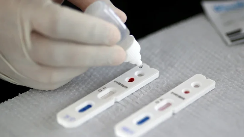 Estado comparticipa testes rápidos de antigénio até fim de setembro