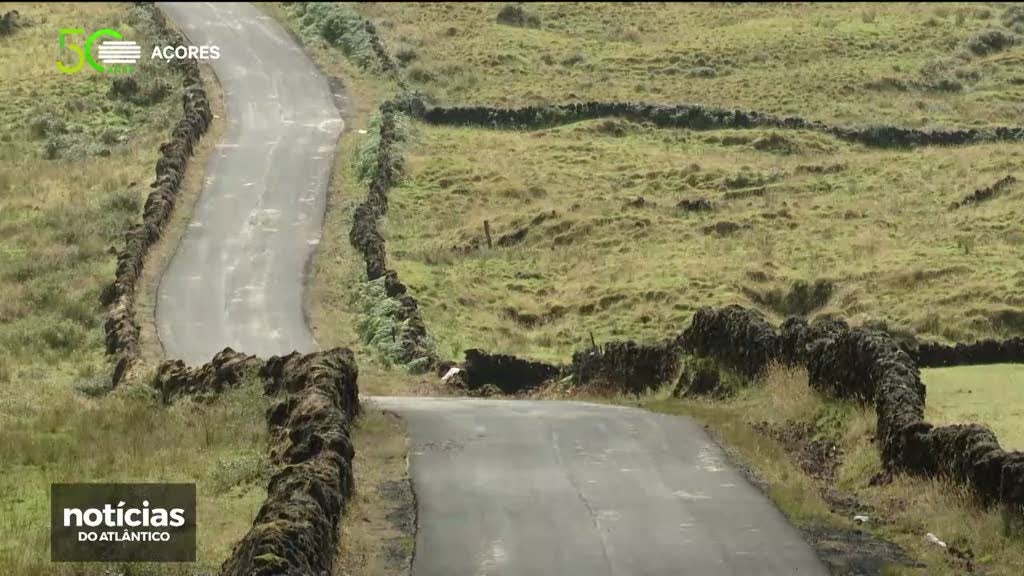 Imagem de Governo inaugura obras de beneficiação de 3 vias no Pico