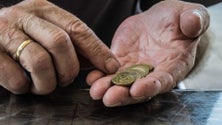 Imagem de Reformados, Pensionistas e Idosos exigem aumento extraordinário das pensões