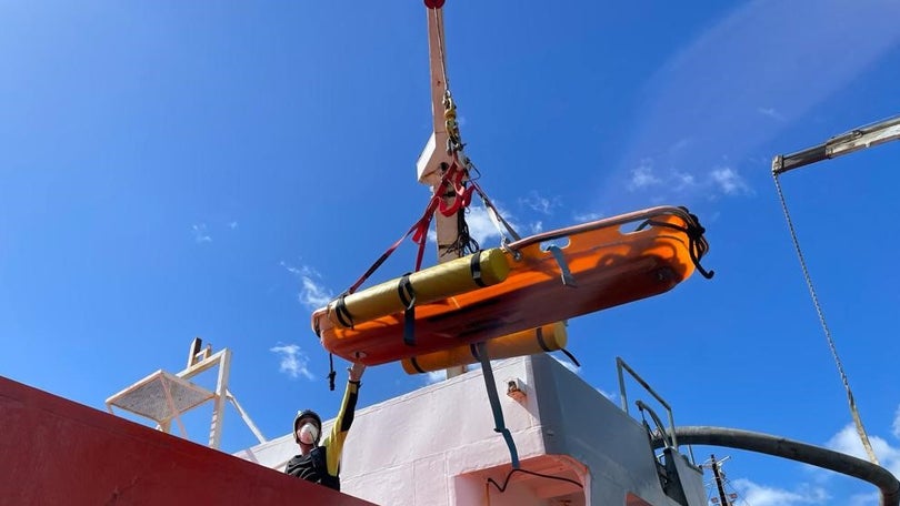 Filipino resgatado de barco sueco