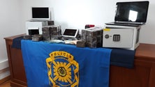 Imagem de PJ detém quatro homens por tráfico de droga na Madeira