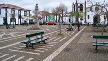 Imagem de Chuva forte leva a realojamentos nos Açores