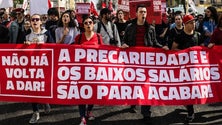 Mais de meia centena de pessoas manifestaram-se hoje no Funchal (áudio)