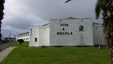Imagem de Escola Secundária Vitorino Nemésio comemorou 25 anos com entrega de Prémios de Mérito e Excelência (Vídeo)