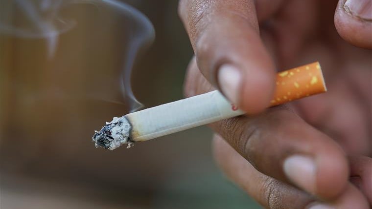 Imagem de Maços de tabaco com selo violeta e imposto mais caro em 2021