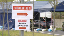 Imagem de Visitantes contestam demora nos testes à Covid-19 (Vídeo)