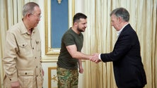 Imagem de Zelensky pede a ucranianos em território ocupado que evitem bases militares russas